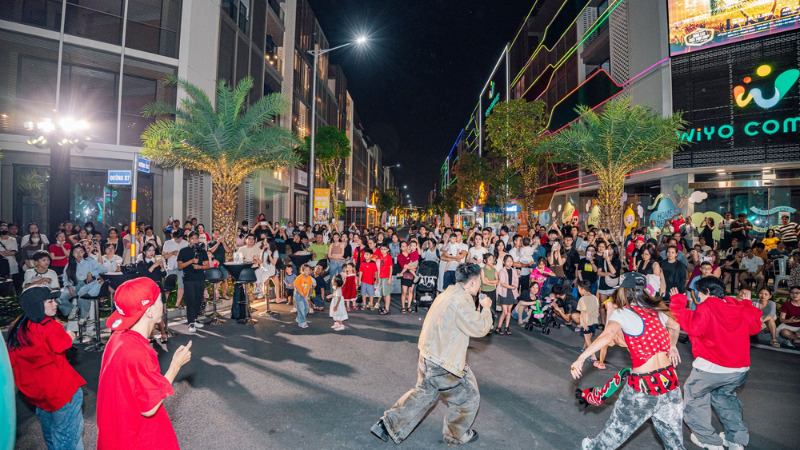 Không Gian Thưởng Nhạc Quốc Tế: Nơi Âm Nhạc Giao Thoa Văn Hóa