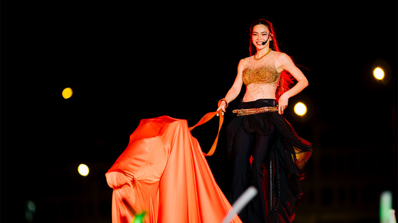 Một Bữa Tiệc Đêm Đón Năm Mới Không Thể Quên